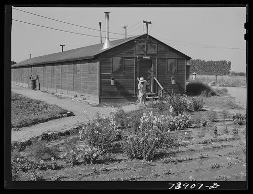 Rupert, Idaho. Former CCC (Civilian Conservation Corps) camp now under FSA (Farm Security Administration) management. The Japanese-Americans beautify the grounds