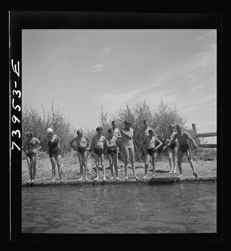 Rupert, Idaho. Schoolboys in swimming