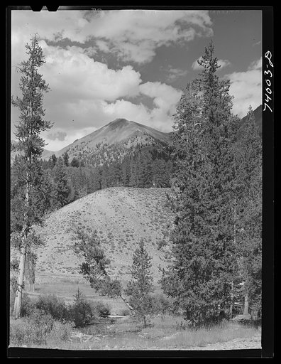 Blaine County, Idaho. Mountains along the Big Wood River