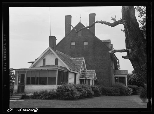 Beal home. Wooden partition is probably recent. Ridge, Maryland. Saint Mary's County