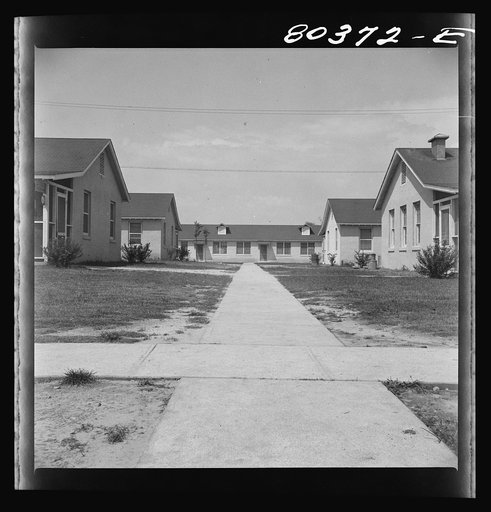 Flying cadets' quarters. Craig Field, Southeastern Air Training Center, Selma, Alabama