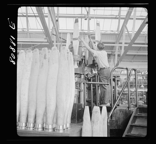 Blade reamer. Hamilton Propeller plant, East Hartford, Connecticut