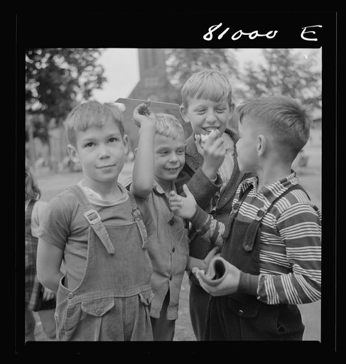 Untitled photo, possibly related to: Mill worker's children. Holyoke, Massachusetts