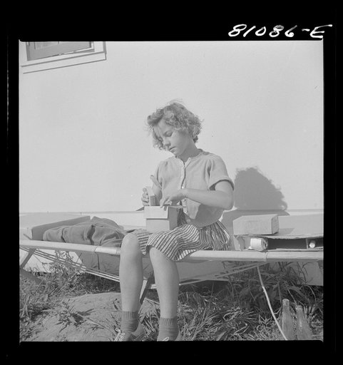 Untitled photo, possibly related to: FSA (Farm Security Administration) defense housing project