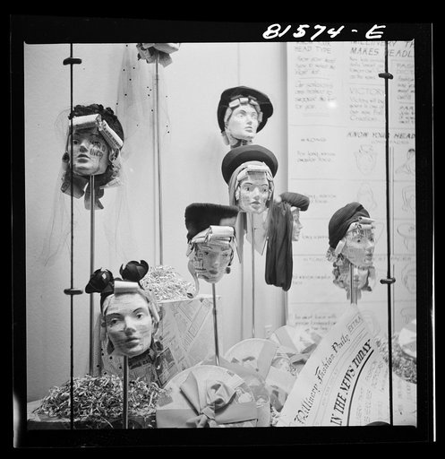 Manikins. Amsterdam, New York
