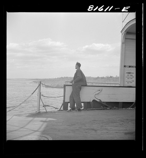 Untitled photo, possibly related to: Leaving Hudson on ferry, New York