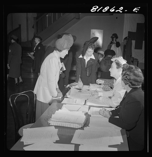 Signing up for Red Cross duties. Red Cross headquarters, San Francisco, California