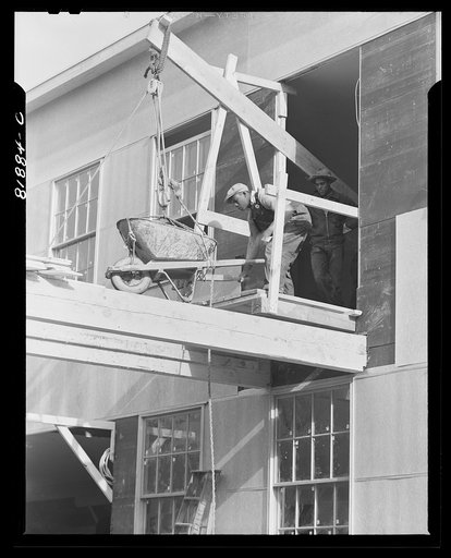 Emergency defense office construction work. Washington, D.C.
