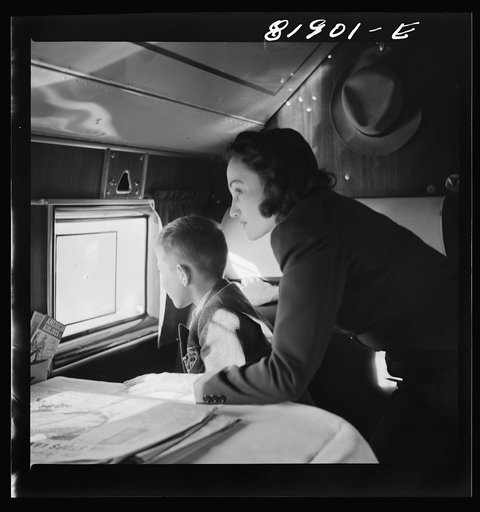 Passengers aboard an American airliner enroute from Washington to Los Angeles