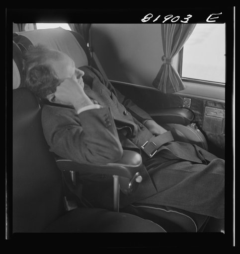 Passengers aboard an American airliner enroute from Washington to Los Angeles
