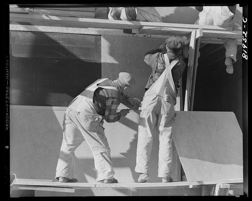 Working on emergency war office space. Washington, D.C.
