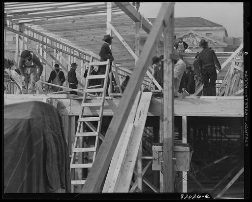 Untitled photo, possibly related to: Emergency defense office construction work. Washington, D.C.