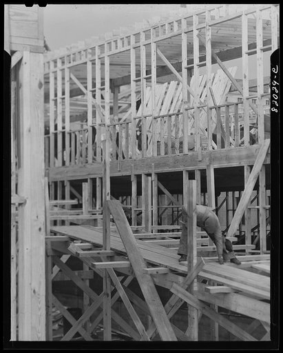 Untitled photo, possibly related to: Emergency defense office construction work. Washington, D.C.