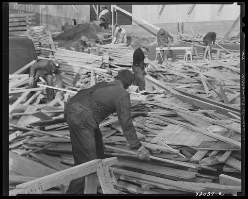 Untitled photo, possibly related to: Emergency defense office construction work. Washington, D.C.