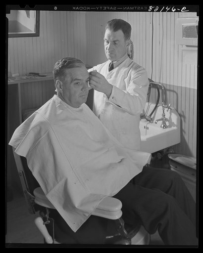 Washington, D.C. Self-help client getting barter haircut