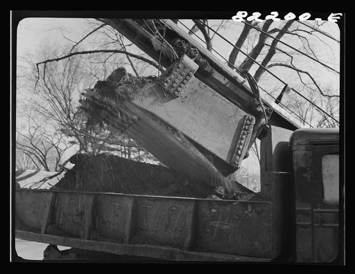 Washington, D.C. Clearing earth and old paving for extension of Independence Avenue at Fourteenth