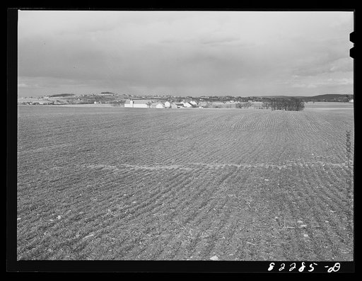 Hinkletown, Pennsylvania (vicinity). Farm lands