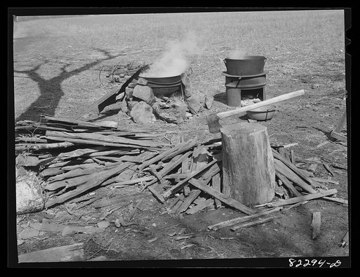 Lancaster County, Pennsylvania. Boiling water in preparation for butchering