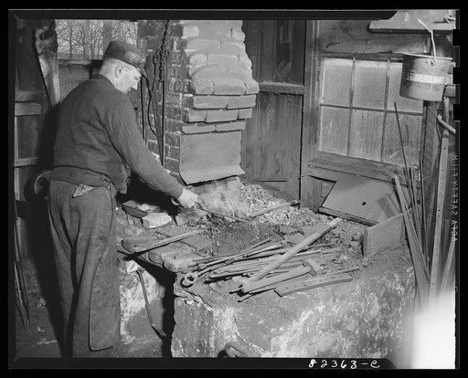Intercourse, Pennsylvania (vicinity). Blacksmith shop in conjuction with Amish wagon shop