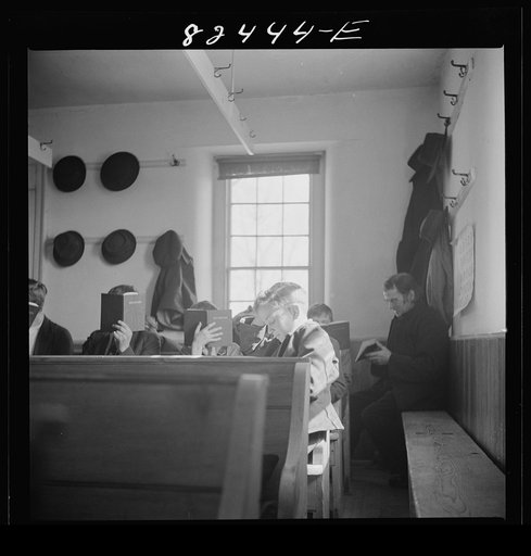 Hinkletown, Pennsylvania (vicinity). "Deutsch school" being held in a Mennonite church