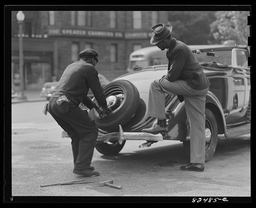 Washington D.C. Changing a tire