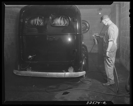 Arlington, Virginia. Auto body work plant. Car painting