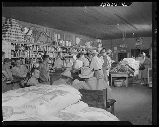 Escambia Farms, Florida. Cooperative store
