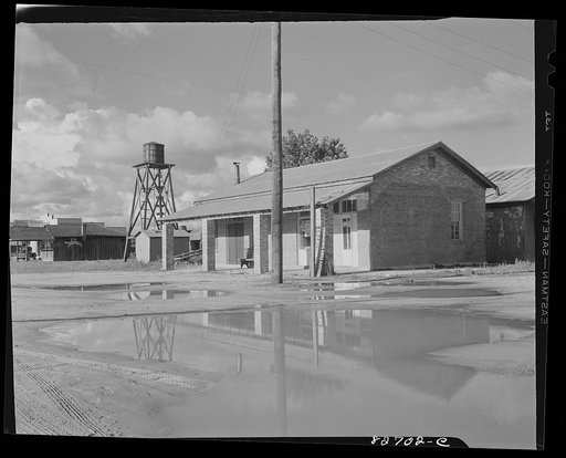 Baker, Florida. Former bank of Baker, now a barbershop. Baker was a big center in the lumbering days; it was on the Falco Lumber Company rail line, but they tore up the tracks in 1923 and Baker's population began to dwindle