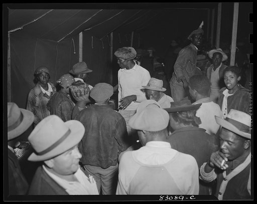 Bridgeton, New Jersey. FSA (Farm Security Administration) agricultural workers' camp. Migrants arriving from Florida