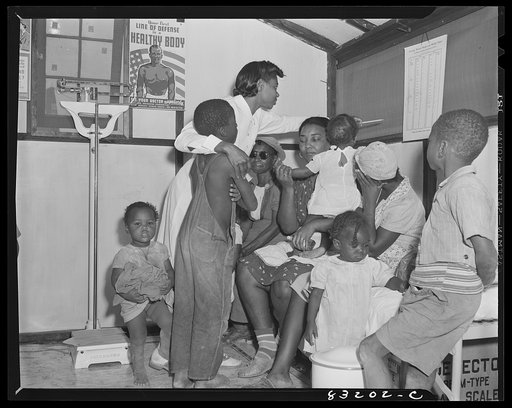 Bridgeton, New Jersey. FSA (Farm Security Administration) agricultural workers' camp. The camp clinic