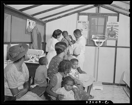 Bridgeton, New Jersey. FSA (Farm Security Administration) agricultural workers' camp. The camp clinic