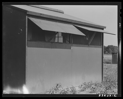 Bridgeton, New Jersey. FSA (Farm Security Administration) agricultural workers' camp. Prefabricated houses made from materials not affected by wartime shortages