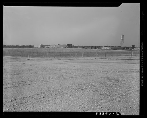 Bridgeton, New Jersey. Seabrook Farm. Factory in the field
