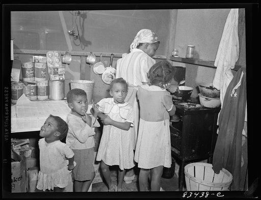 Bridgeton, New Jersey. FSA (Farm Security Administration) agricultural workers camp. Picker's family at home