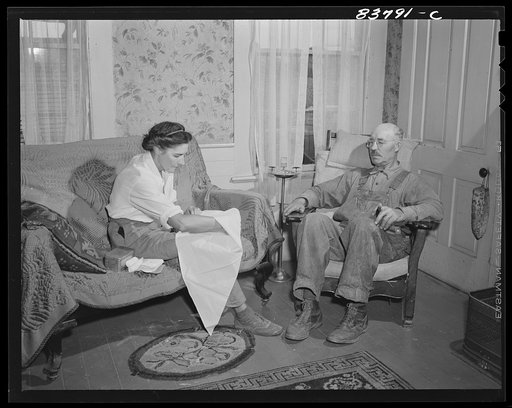 Hartford, Connecticut (vicinity). Boris Komorosky and his wife. Mrs. Komorosky is a Red Cross worker