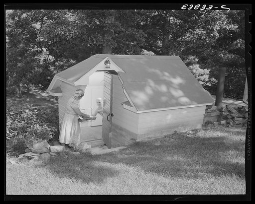 Plainfield, Connecticut (vicinity). Finnish farmer taking Finnish steambath