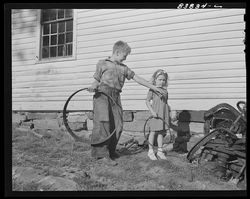 Norwich, Connecticut (vicinity). Swedish children gathering scrap for victory in the salvage drive
