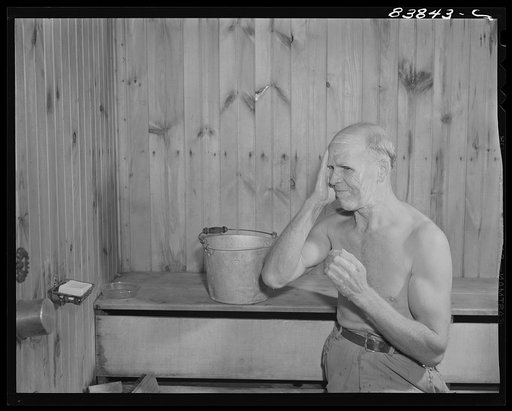 Plainfield, Connecticut (vicinity). Finnish farmer taking Finnish steambath