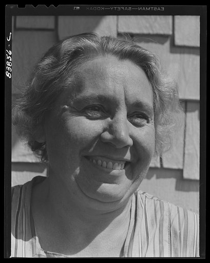 Jewett City, Connecticut (vicinity). Wife of Estonian farmer