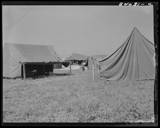 Timberville, Virginia. Blue Ridge FSA (Farm Security Administration) farm labor camp