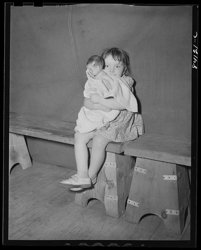Batavia, New York. Elba FSA (Farm Security Administration) farm labor camp. Child of farm worker from Richwood, West Virginia