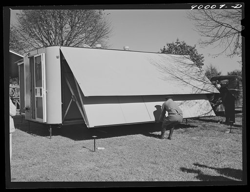 Palace mobile home. Expansion trailer for emergency defense housing demonstrated in Washington tourist camp. Washington, D.C.
