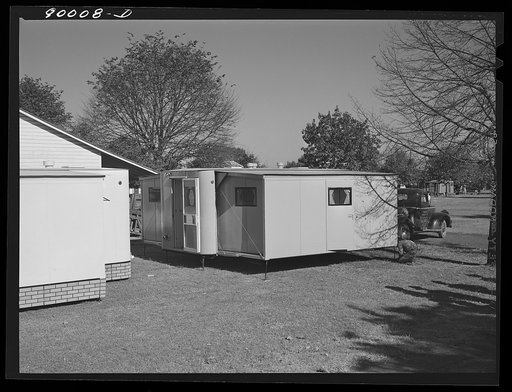 Palace mobile home. Expansion trailer for emergency defense housing demonstrated in Washington tourist camp. Washington, D.C.