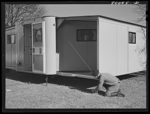 Palace mobile home. Expansion trailer for emergency defense housing demonstrated in Washington tourist camp. Washington, D.C.