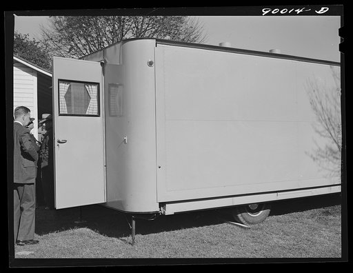 Palace mobile home. Expansion trailer for emergency defense housing demonstrated in Washington tourist camp. Washington, D.C.