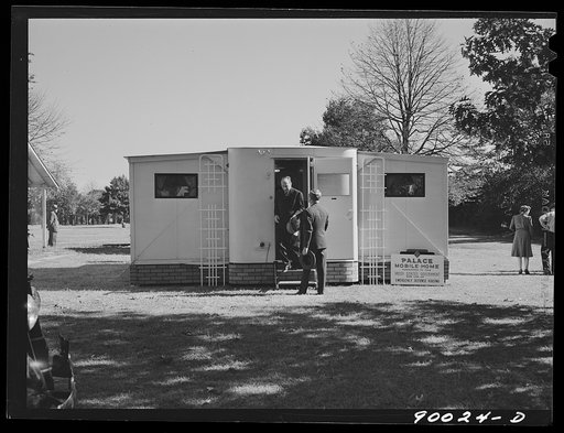 Palace mobile home. Expansion trailer for emergency defense housing demonstrated in Washington tourist camp. Washington, D.C.