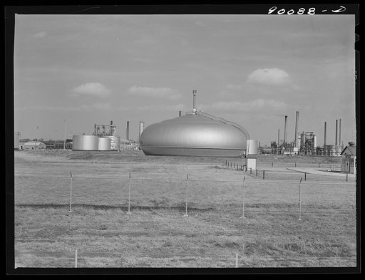 Oil refinery. Augusta, Kansas. White Eagle Division of Mobil Gas