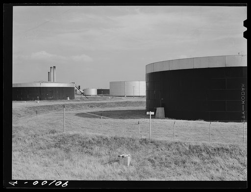 Oil refinery. Augusta, Kansas. White Eagle division of Mobil Gas
