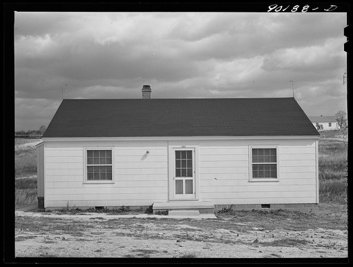 Defense worker's home in Sunset Village, FSA (Farm Security Administration) project. Radford, Virginia