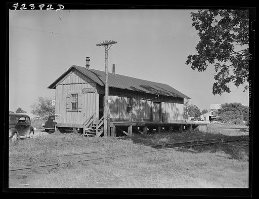 Untitled photo, possibly related to: Railroad station. Lothair, Maryland